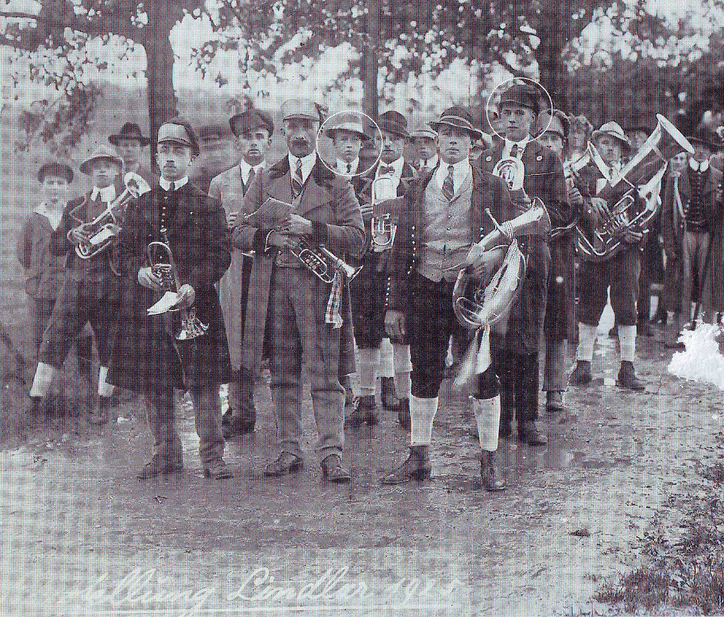 Historische Aufnahme des Musikvereins um 1925